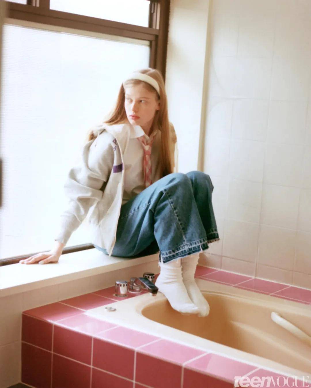 马斯克21岁女儿:改名字、换性别、与父亲决裂后<strong></p>
<p>股票新闻</strong>,靠当模特力争经济独立