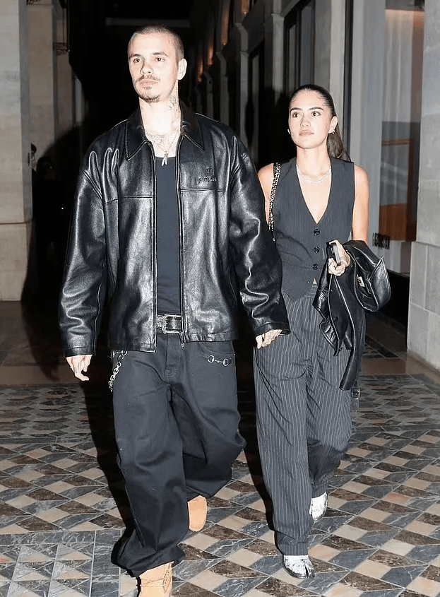 考古|小贝俩儿子恋上同一个女人<strong></p>
<p>股票新闻</strong>,原来贝克汉姆家族关系破裂竟是因为她!