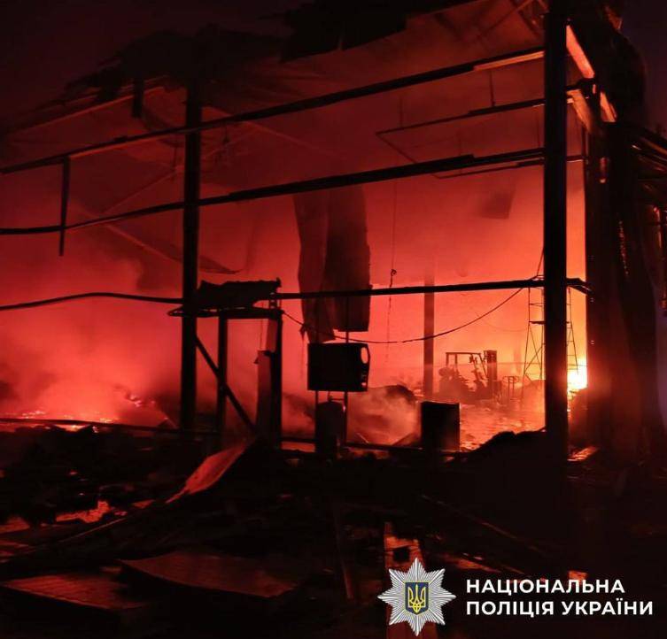 普京终于打七寸了<strong></p>
<p>白银股票</strong>,俄军一个月把电力全炸烂,乌克兰撑不到150天