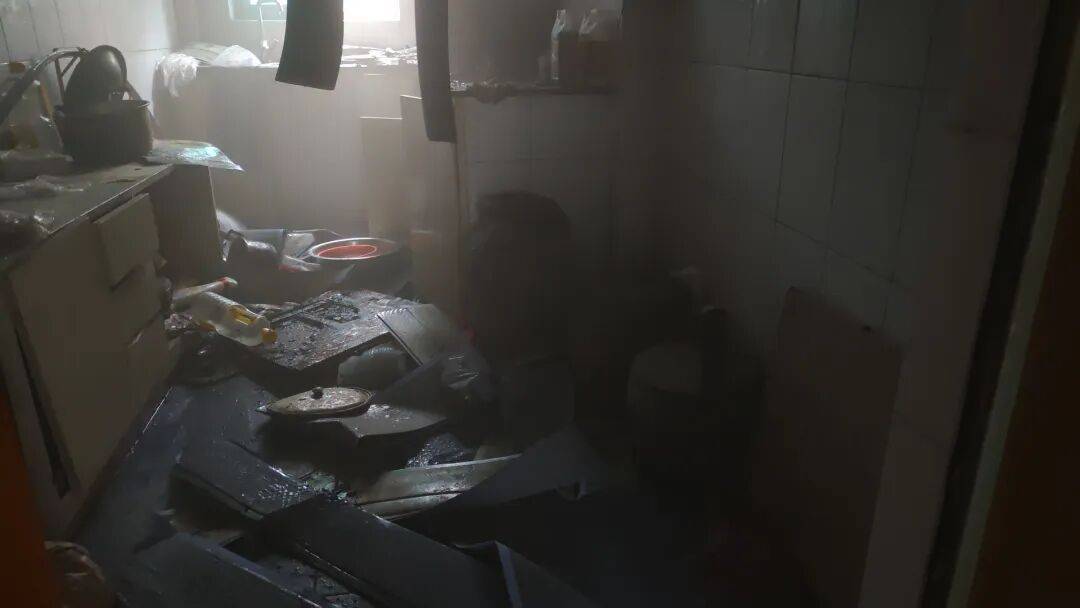 大意了！爷爷送孙子上学前忘了这件事<strong></p>
<p>白银股票</strong>，一家人差点无家可归！