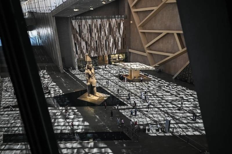 建了20年的大埃及博物馆终于开馆<strong></p>
<p>白银股票</strong>!图坦卡蒙、太阳船齐聚