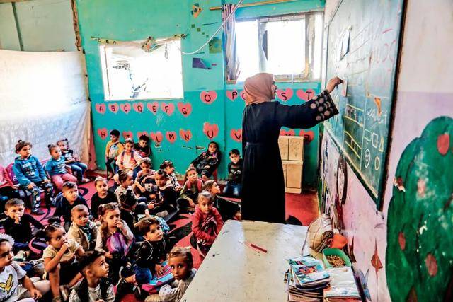 8岁女儿尖叫着从梦中醒来:“妈妈<strong></p>
<p>白银股票</strong>,又要掉炸弹了”