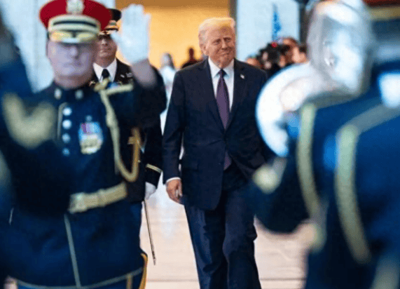 中方保密到最后一天晚上<strong></p>
<p>白银股票</strong>,才向全世界公布消息!中美釜山会晤,已提前达成协议,各自为对方送上一份大礼