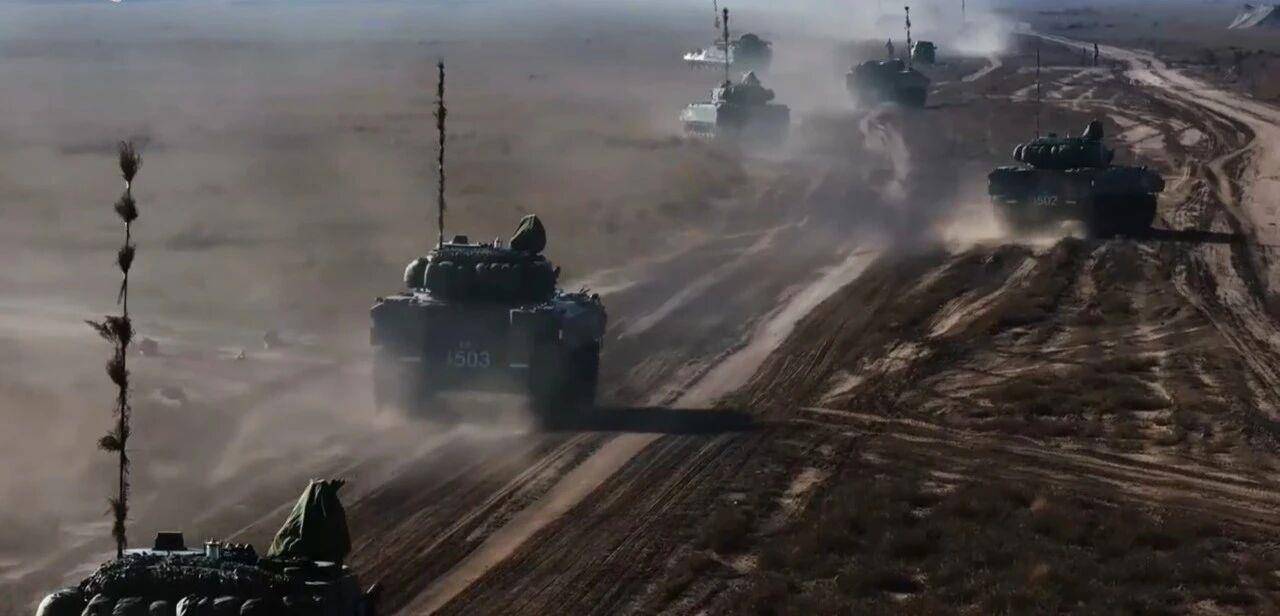 大场面!机器狗、无人机开路<strong></p>
<p>连云港股票</strong>,实兵对抗演练画面公布