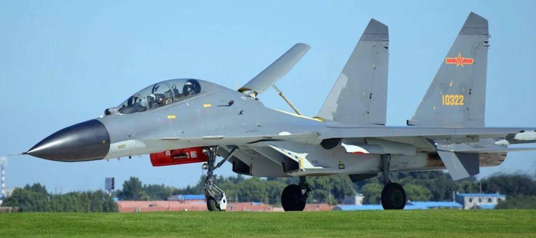 歼-35青春版<strong></p>
<p>连云港股票</strong>？076专用舰载机？新机“超级小黄蜂”究竟是干嘛的？