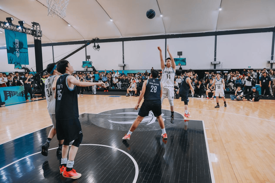 复旦、交大、同济等八大高校集结<strong></p>
<p>正荣股票</strong>,得物App“新生杯”篮球赛首战上海