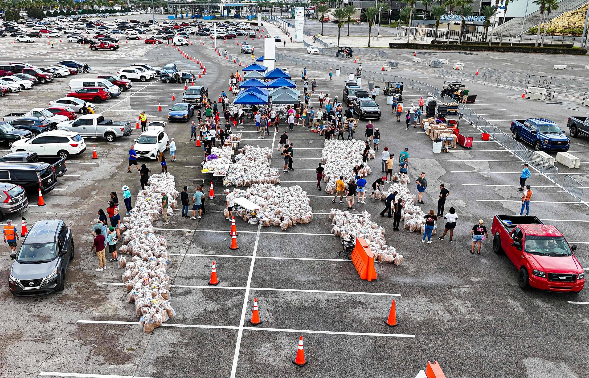 “停摆”满40天之际，美国会参议院终于通过临时拨款法案