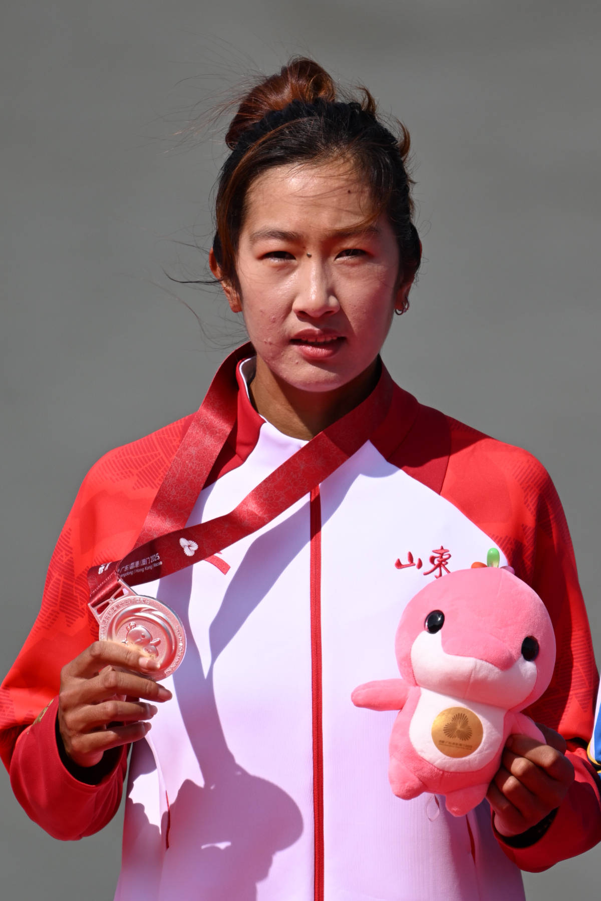 图集|十五运赛艇女子单人双桨决赛<strong></p>
<p>上海能源股票</strong>，鲁诗雨获银牌