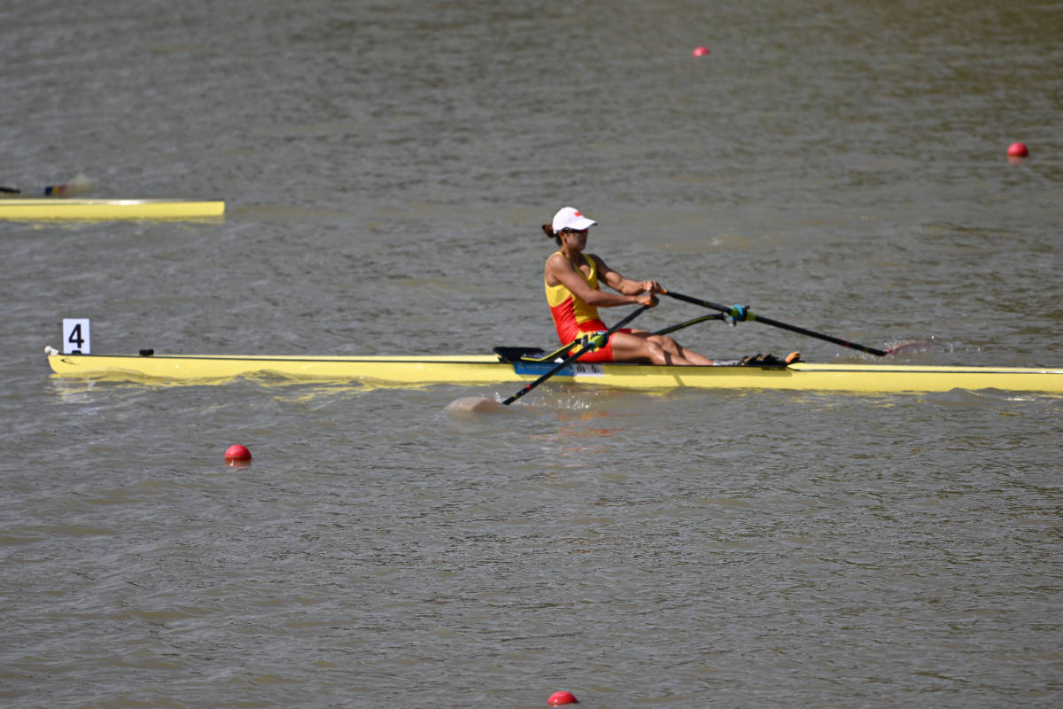 图集|十五运赛艇女子单人双桨决赛<strong></p>
<p>上海能源股票</strong>，鲁诗雨获银牌