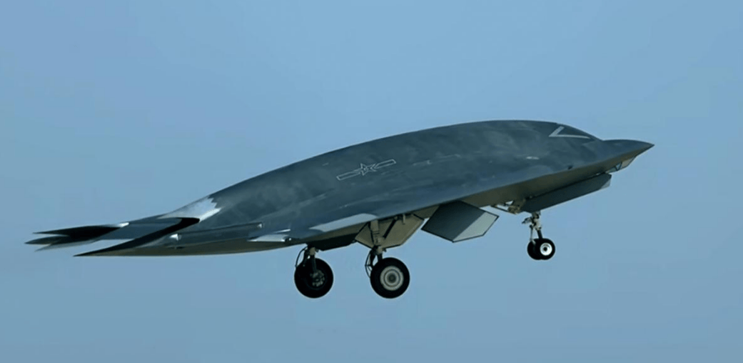 福建舰上班后<strong></p>
<p>国海证券股票</strong>,中国空军也不藏了!轰隆一声巨响,歼20旁多了架新战机