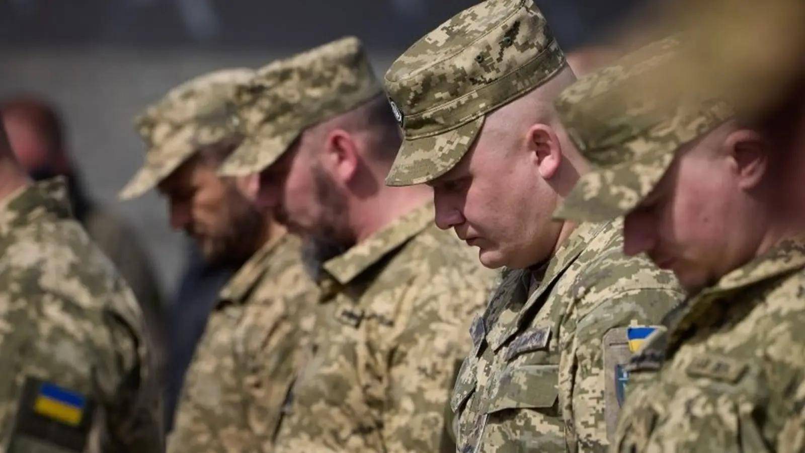 65万逃兵<strong></p>
<p>国海证券股票</strong>,俄军迎来两场大捷,乌克兰面临两难抉择:毁灭还是投降