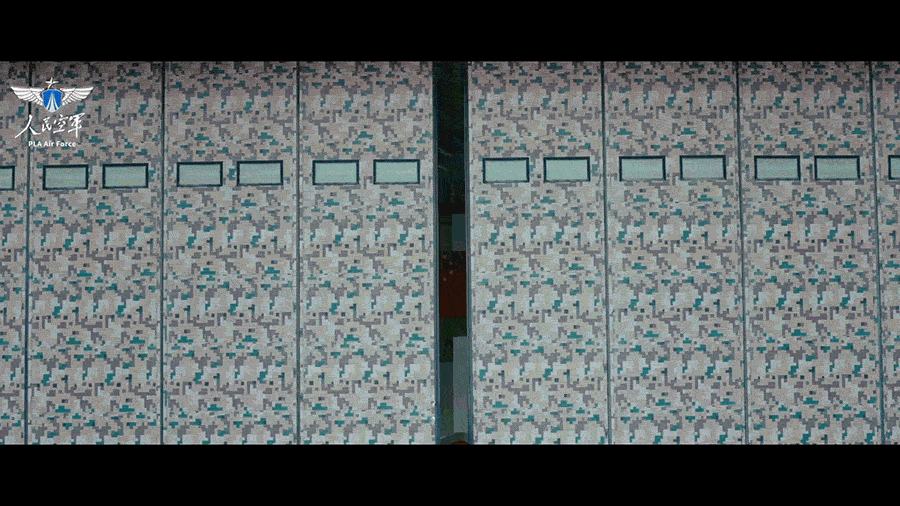 福建舰刚刚服役<strong></p>
<p>亿晶光电股票</strong>，轰20轰炸机又要来？中国空军发出剧透：有新家伙