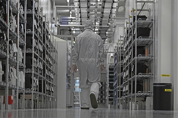 阿斯麦CEO就安世半导体事件表态:此事凸显供应链脆弱性<strong></p>
<p>山西焦化股票</strong>,对话可防止争端升级