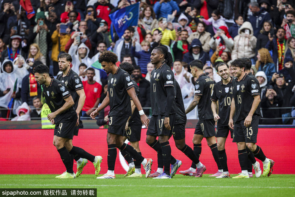 直通世界杯<strong></p>
<p>山西焦化股票</strong>!世预赛-C罗停赛B费戴帽 葡萄牙9-1亚美尼亚