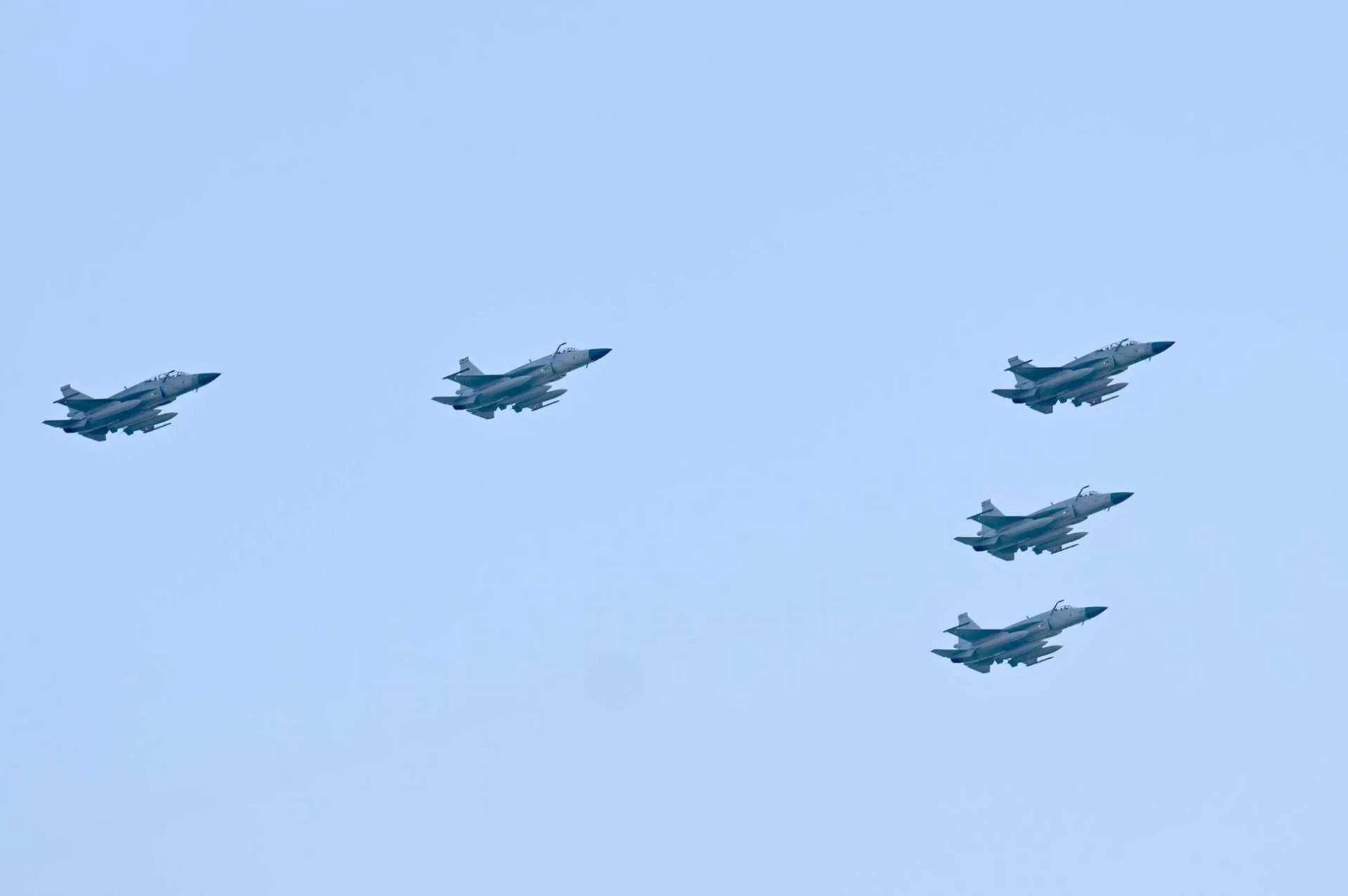 比伊朗还快！阿塞拜疆总统府宣布装备枭龙<strong></p>
<p>山西焦化股票</strong>，与红旗-9组建中械体系