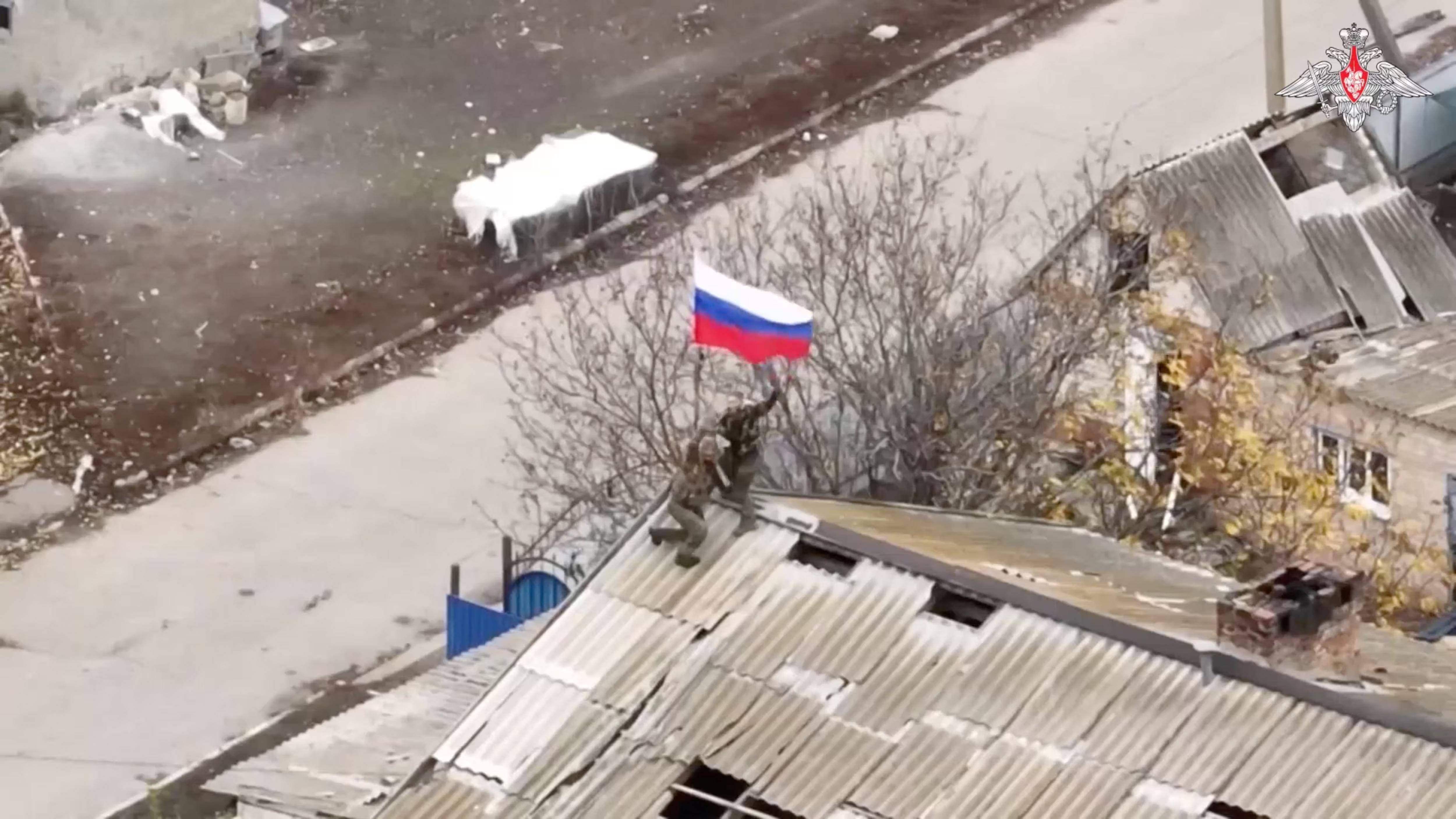 俄罗斯坦克大军强突乌克兰第七州<strong></p>
<p>环旭电子股票</strong>,美媒:乌军一个旅仅有30%官兵