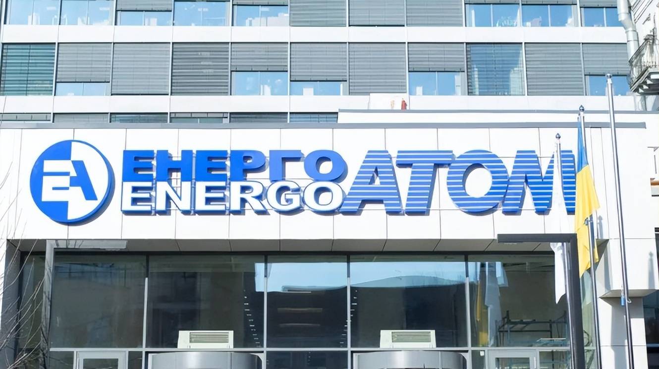 美欧对乌态度分裂！马克龙热情招待卖阵风战机，匈牙利拒援，泽连斯基内忧外患难破局？