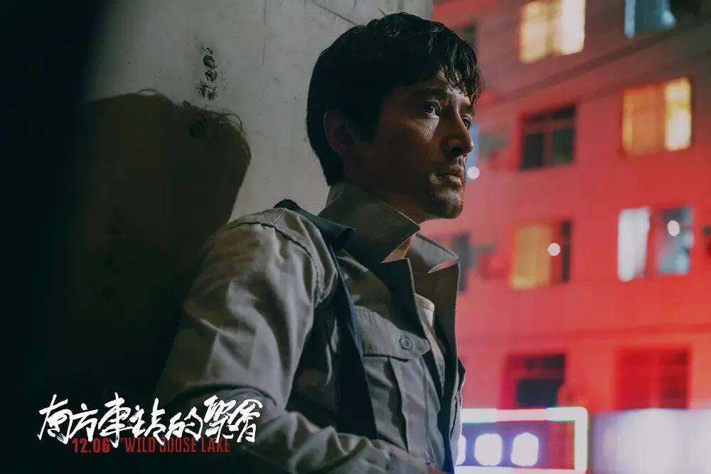 新片《三滴血》票房口碑均失利<strong></p>
<p>环旭电子股票</strong>,电视巨星胡歌的电影大男主之路为何不太顺?